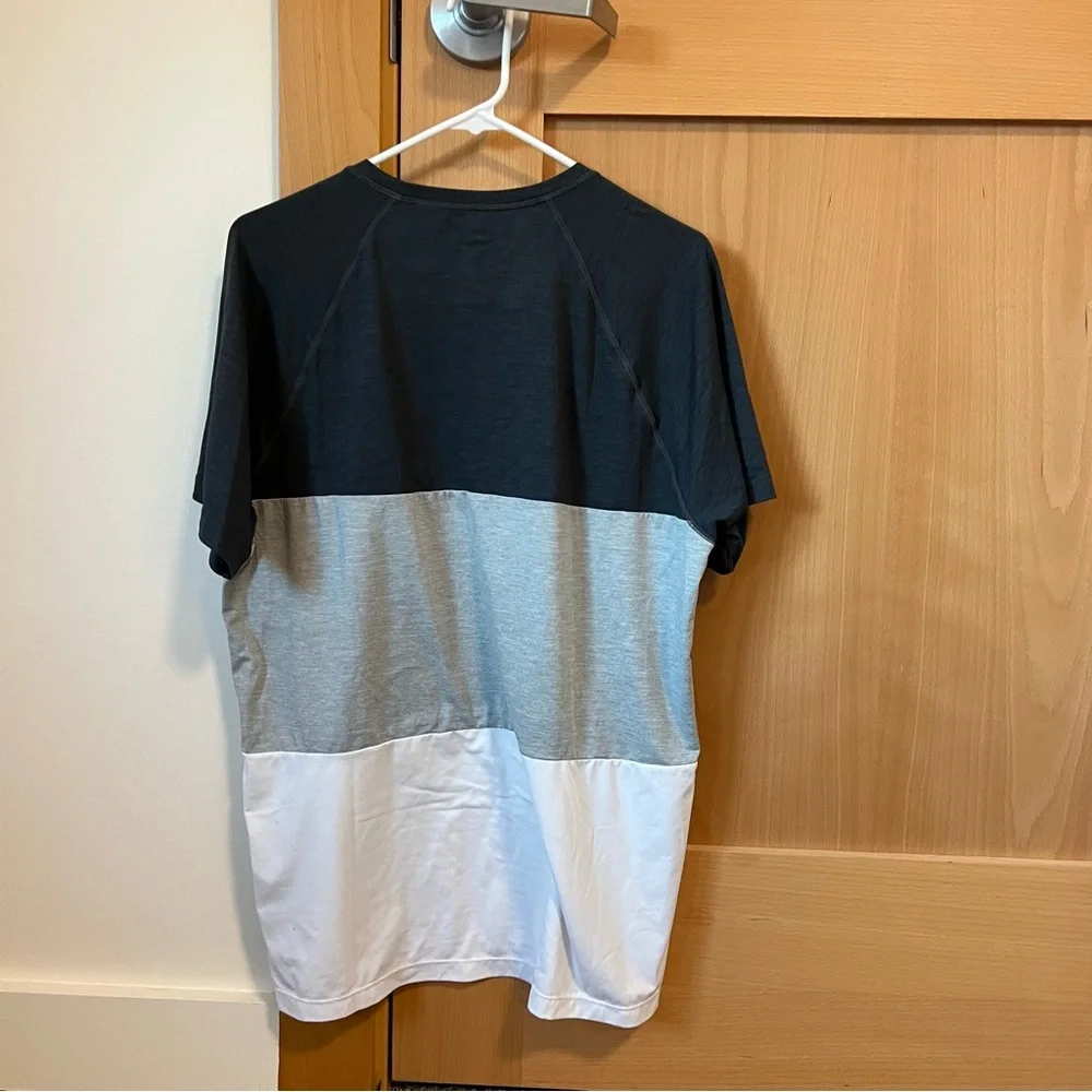 J.Crew Performance Tee - Picture 4 of 4